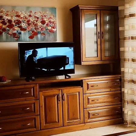 Comfy 3 Minutes From Marsalforn