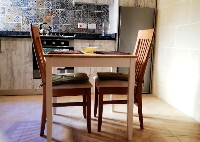 Daire Comfy 3 Minutes From Marsalforn